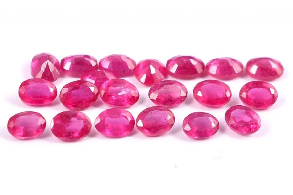 3X5 MM Oval Faceted Ruby Cut _Handmade loose  Gemstone Faceted Cut_Precious Gemstone Cut (pack of 20 piece)