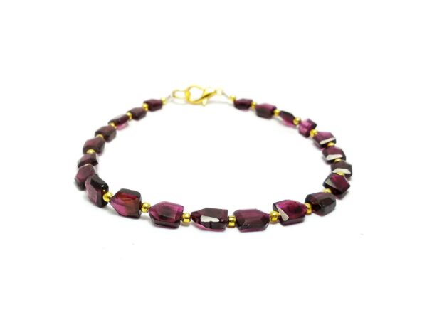 Garnet Pentagon Shape Beads Bracelet 4.5x6-6x7 MM, Garnet Gemstone Faceted Flat Beads Bracelet, Garnet Handmade Beads Bracelet 7.5" - Image 2
