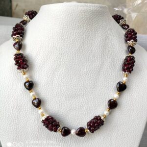 Garnet Beads Necklace, Garnet Beaded Pulp Necklace, Garnet Gemstone Shape Beads Necklace, Garnet Shape Heart Shape Beads Necklace 18"