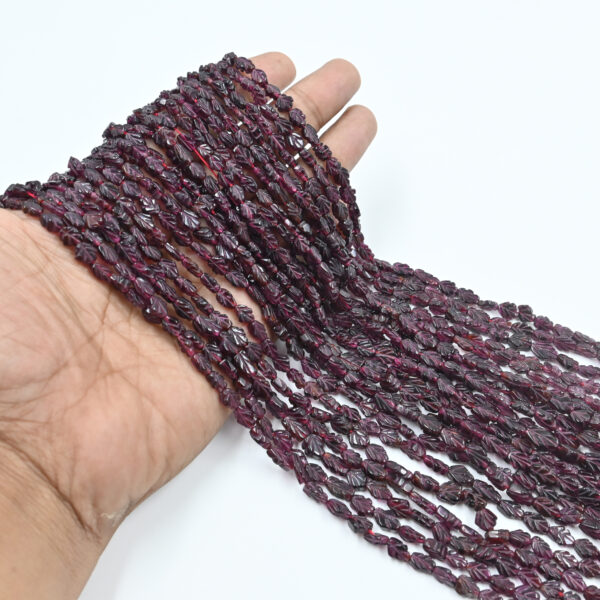 garnet rhombus beads, carving gemstone beads, rhombus shape garnet, natural garnet strand, 5x6mm garnet beads, 6x7mm gemstone beads, red gemstone beads