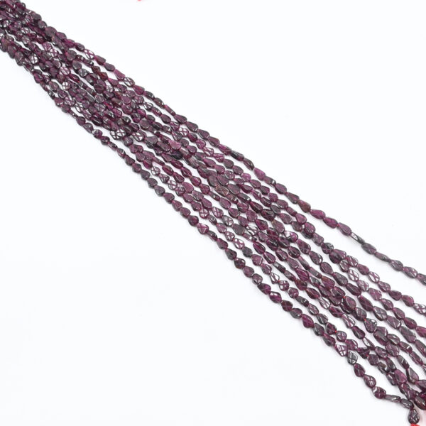garnet carving beads, pear shape garnet, natural garnet beads, gemstone carving beads, 4.5x6mm garnet beads, 5x6mm garnet, red gemstone beads, garnet beads for craft, garnet