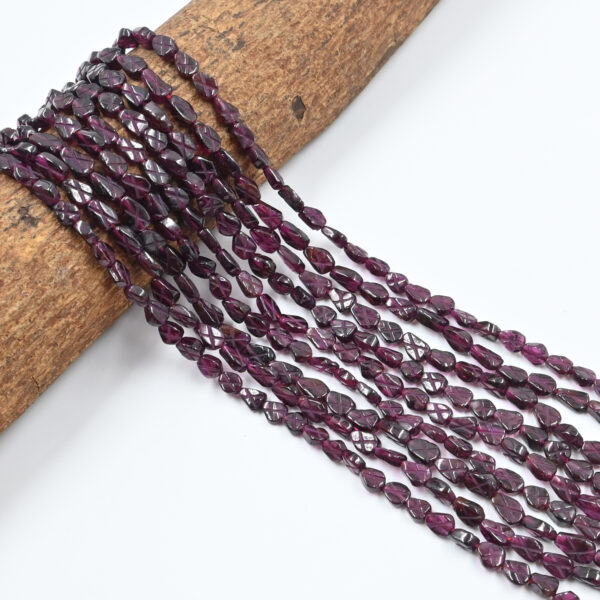 loose beads, diy jewelry supplies, garnet for handmade jewelry, carved garnet stones, natural stone pear beads, garnet gemstone carving, unique shape gemstone, small garnet