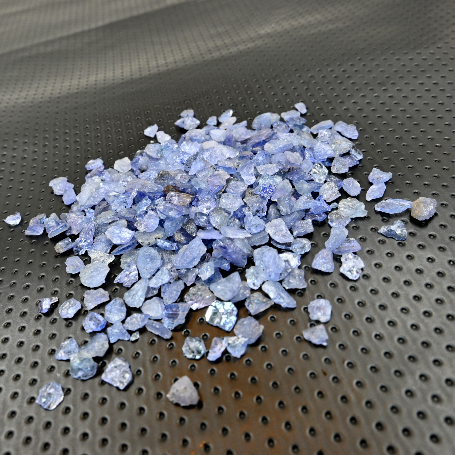 20 Piece Natural Tanzanite Rough Stone: Raw Gemstone Crystals